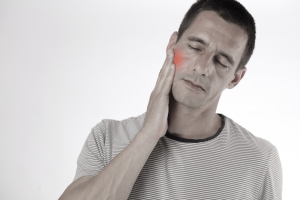 Can a Cracked Tooth be Saved with a Root Canal and Crown Grand Blanc, MI